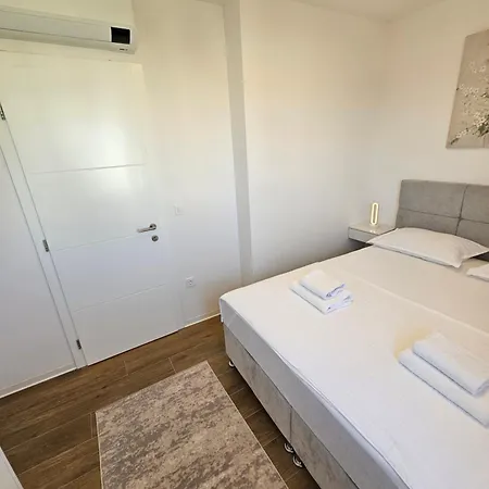 Paradise Appartamento Mandre